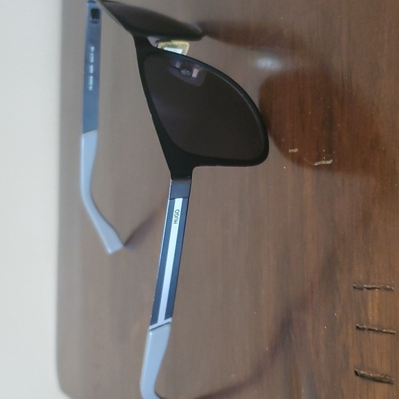 COPY - UNISEX Hugo Boss Sunglasses - Picture 3 of 7